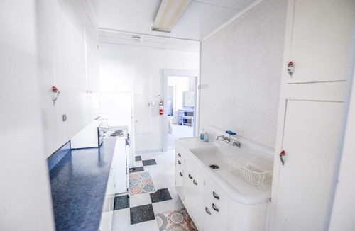 Seward Apartment | Historic 1 Bedroom Apartment Downtown Near Shopping Restaurants & SeaLife Center