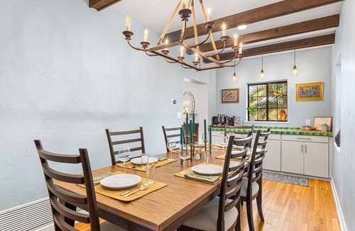 Sam Hughes House | Historic Lux Retreat | Pool, Spa + 6 En-Suite Beds