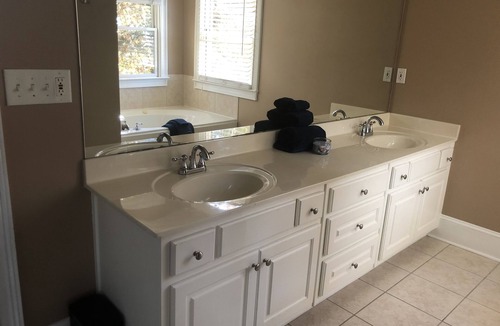 Garden Hills House | Home away from Home- Buckhead Townhouse