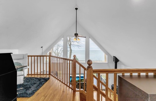 Olcott Ski Chalet | HOT TUB | Lake Front | Lavender Home