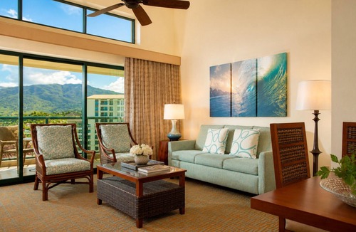 Ko Olina Resort | Incredible Beachfront KoOlina Resort + Luxury Resort Amenities Included