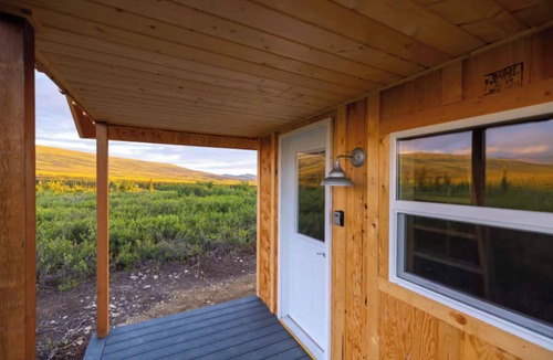 Healy Cabin | Into the Wild Cabin