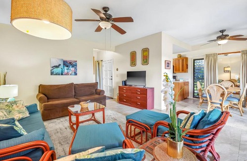 Lihue House | Kaha Lani - 5BR Oceanfront - Sleeps 14