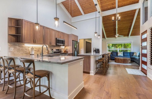 Princeville House | Lani Oasis: Tropical North Shore Retreat w/Pool & AC