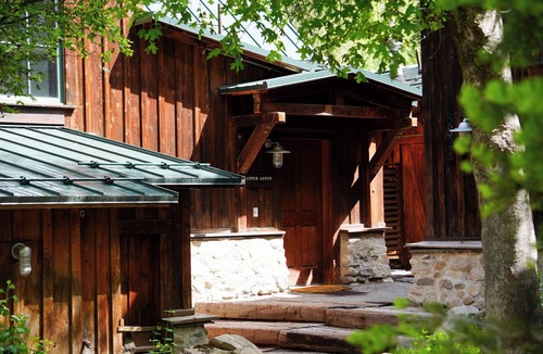 Sundance Cottage | Luxury Cottage at Sundance Utah-Reduced June Rates-Walk to Lift and Restaurants