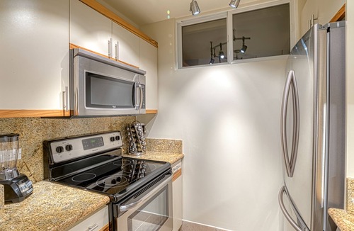 Honokowai Condo | Mahana 717 ~ Time to Escape to Maui!