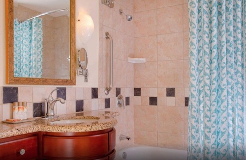 Ko Olina Resort | Marriott's Ko Olina Beach Club - 2 King-sized Bedroom Ocean View
