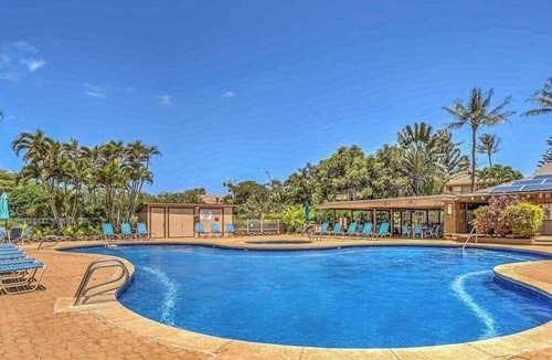 Maunaloa Condo | Molokai Condo with Wraparound Lanai, Pool, Tennis & Hot Tub