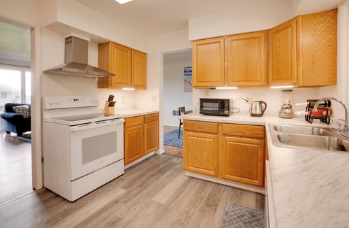 Brookings House | Ocean & Sunset Views: Brookings Home Near Town!