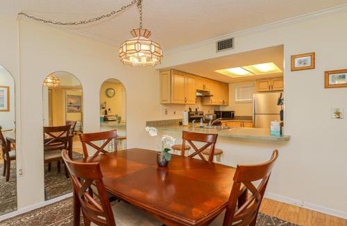 Butler Beach House | Ocean Village Club O18