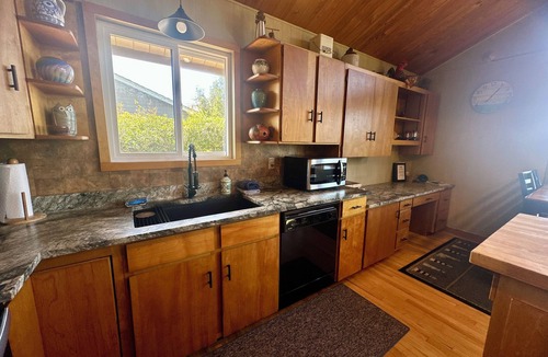 Sandpiper Village House | One Hundred Thousand Welcomes