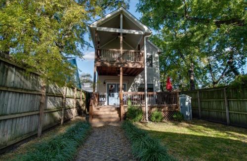 Hope Gardens House | Perfect for Groups - Fenced-In Yard Pet Friendly