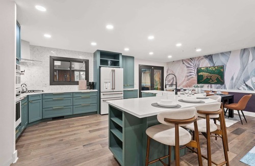 Knolls Thomas House | Pickleball-Basketball-Pool-HotTub-GameRoom-FirePit