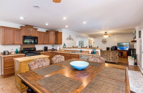 Las Cruces House | Private Oasis Near Old Mesilla - Home with Pool/Spa