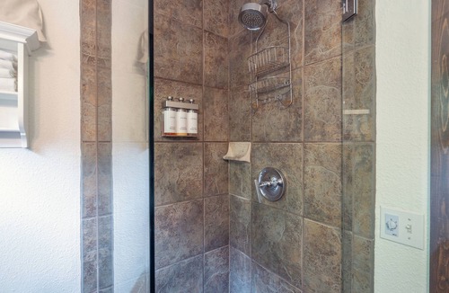 Telluride Hotel | Quaint Lodge Close to Downtown With Prime River Location