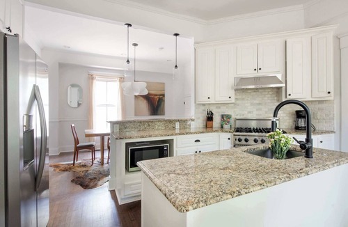 Virginia Highland House | Queen's Gambit