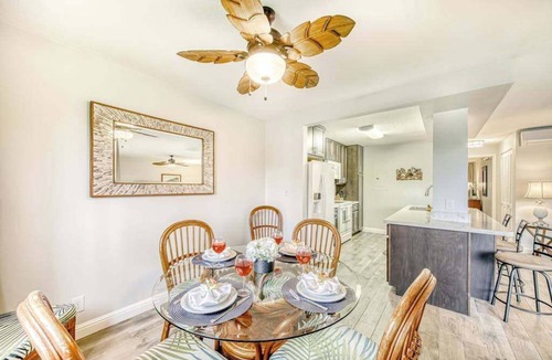Hanamaulu Condo | Renovated Oceanfront Lihue Condo with AC, Lanai & Pool