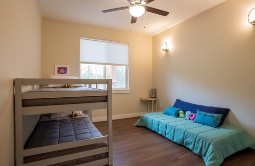 Wasilla House | Spacious home in a quiet neighborhood