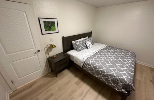 Downtown Anchorage Apartment | Stay Anchorage! Furnished Two Bedroom Apartments With High Speed WiFi