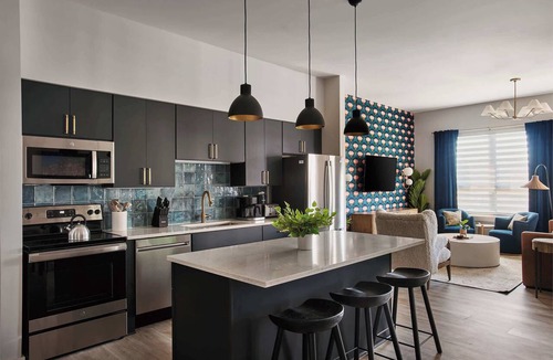 Edgehill Condo | Stay On Music Row With King & Queen Beds + Pool | Fitness Center, Walk to RCA Studio B & Local Dining, Under 2 miles to Broadway, Garage Parking, Elevator Access, 24 Hr Hospitality