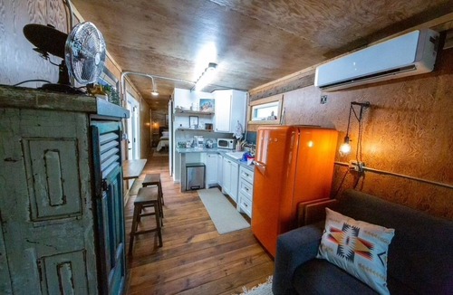 Canyon House | Stylishly Renovated Train Sunsets for miles near I27, WTAMU and Palo Duro Canyon