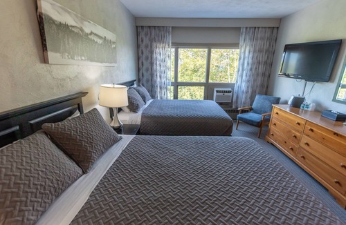 Carrabassett Valley Hotel | Sugarloaf Inn