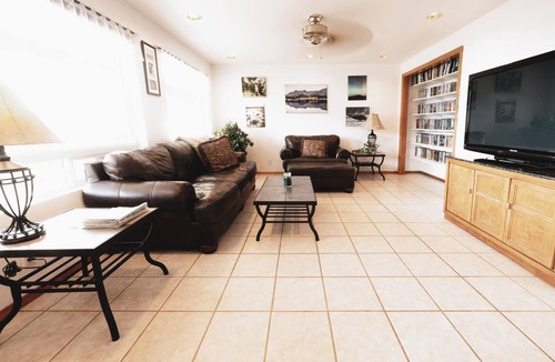 Haines Condo | Suite 1 Lynn View Lodge
