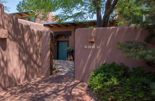 South Capitol Condo | Summer is Spectacular! Walk to the Plaza- Enjoy the 2 BR, 2 BA, 2 Private Patios