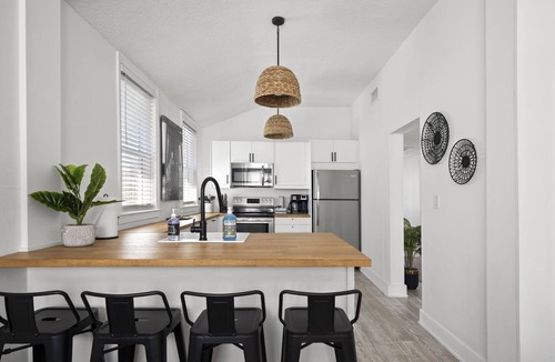 Jacksonville Beach House | Surf Park House – Historic Jax Beach Home, 3 Blocks to Beach, Pet Friendly