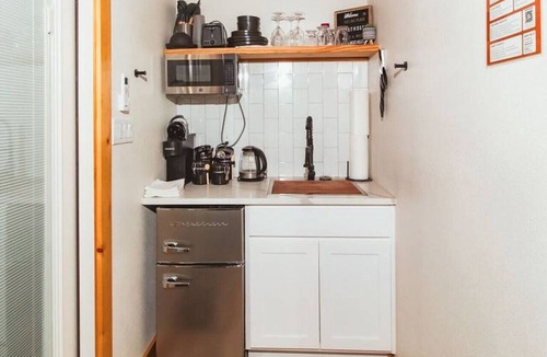 Athens House | The Pine Casita at Selah Place