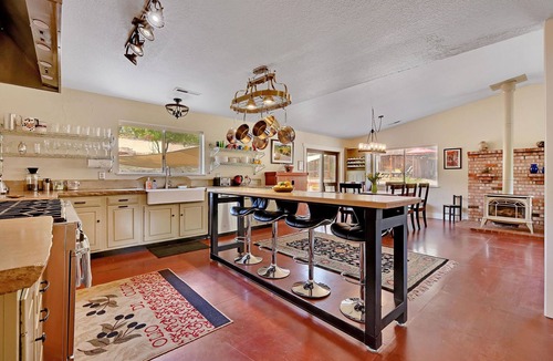 Murphys House | The Villa at Val du Vino Winery
