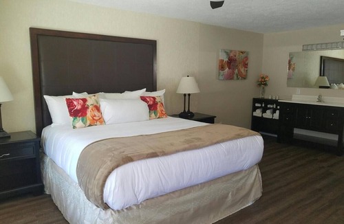 Waldport Hotel | The Waldport Inn