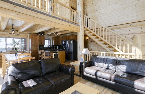 Winter Park Highlands House | Top of the Mountain Log Home with BREATHTAKING VIEWS near Winter Park, Granby