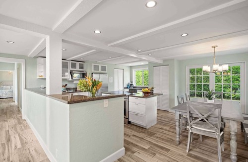 Princeville House | Victoria Loop! Private Pool + AC & Waterfall Views