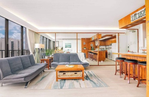 Waikiki Condo | Waikiki condo w/pool & free parking