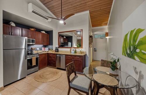 Napili Condo | Walk to Beach and Dining + AC - Napili Shores D224 - Updated Studio