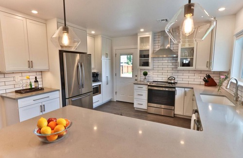 Walla Walla East House | Walla Walla Bungalow | Pickleball + Fire Pit