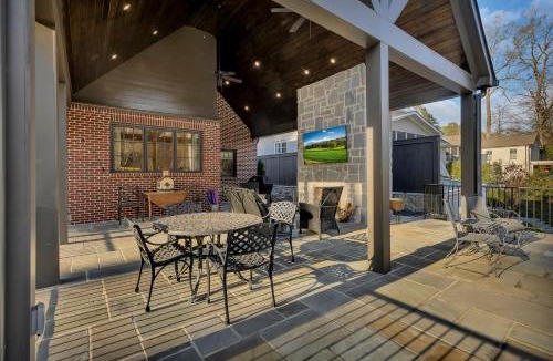 Chastain Park House | World Cup Luxury estate w fire pit & patio