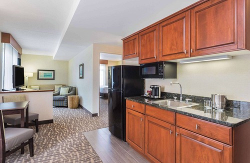 Downtown Buffalo Hotel | Wyndham Garden Buffalo Downtown