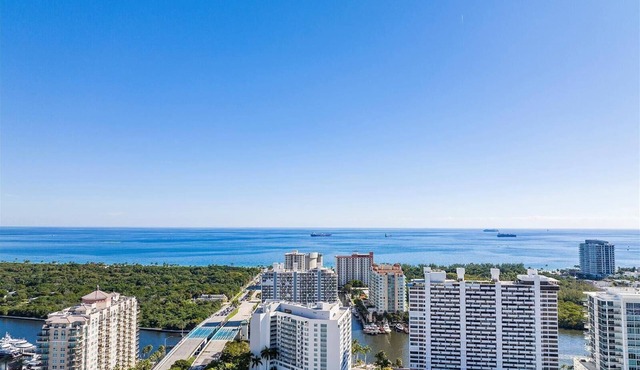 1 Bedroom Condo on the Water, Steps to Beach