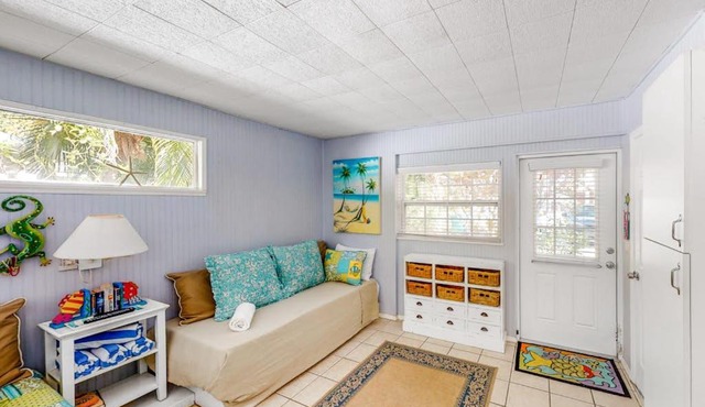 21 Palms Unit B