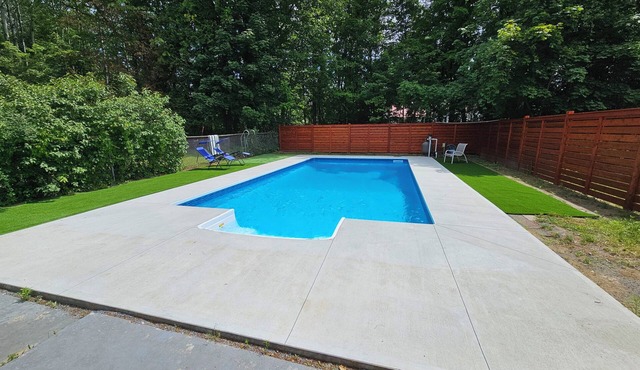 3-bedroom house in SGF with AC Between beautiful Saratoga and lake George