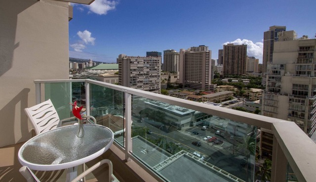 Beach condo. A block to Waikiki and Ala Moana Beach.