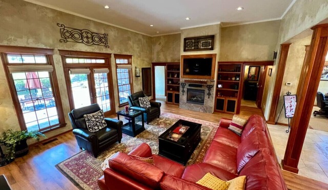 Bella Vita Estate, Sleeps 6
