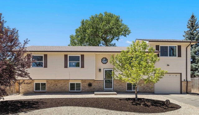 Caballero House- Newly Remodeled 8BR, 5BA, Sleeps 14, Fully Stocked Kitchen