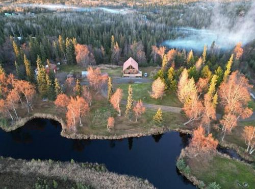 Cabin with Privacy and View - Moon Ridge Lair