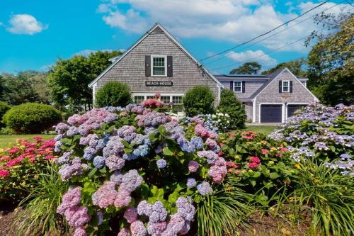 Cape Harbor Hideaway