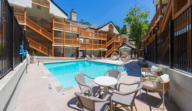 Chic Condo Retreat in Central Buckhead Atlanta