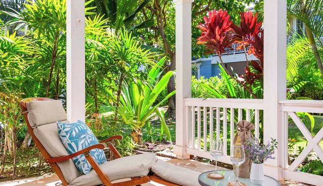 Coconut Plantation 1222-2: Tropical Villa w/Lanai & Pool Access
