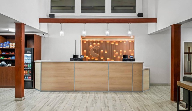 Comfort Inn & Suites